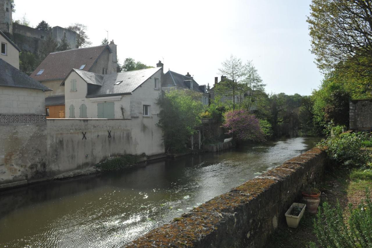 Vendome Au Bord Du Loir Bed & Breakfast Bagian luar foto