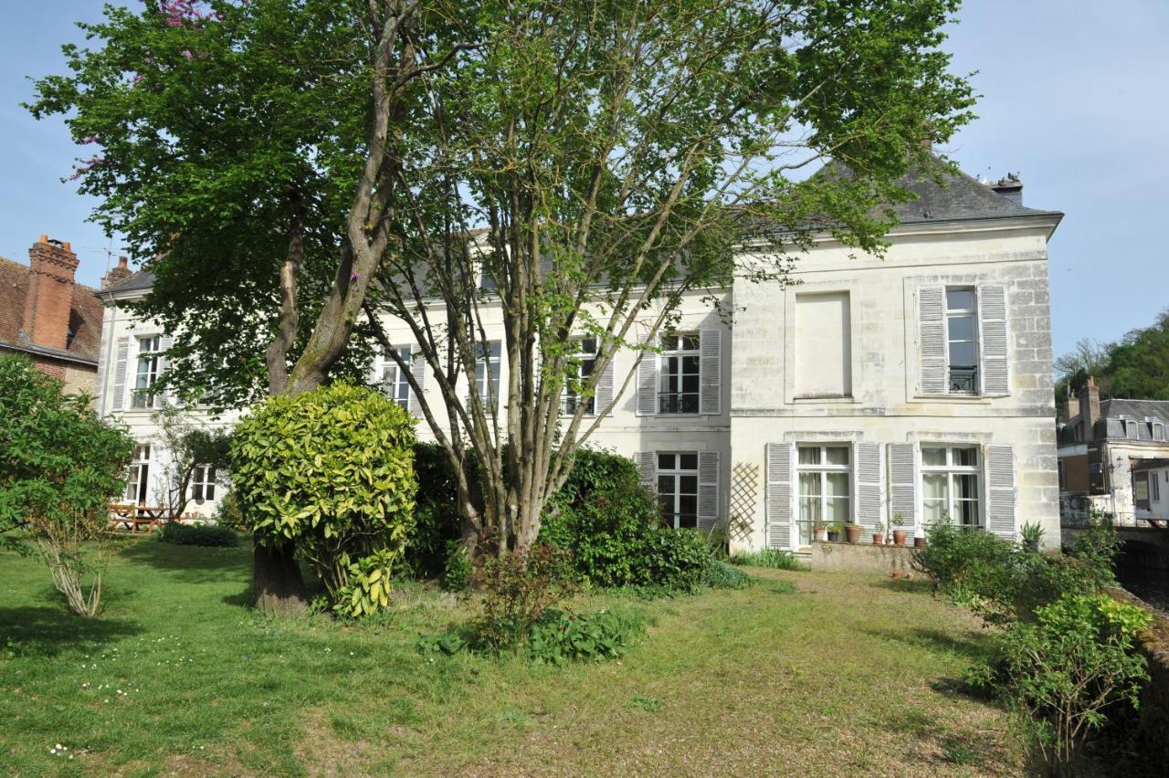 Vendome Au Bord Du Loir Bed & Breakfast Bagian luar foto